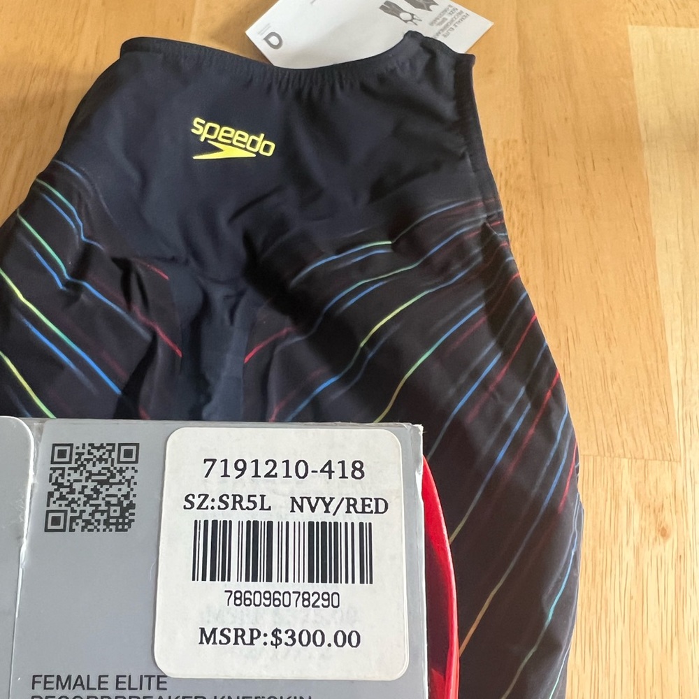 NWT Speedo Faskskin 3 Elite Recordbreaker Kneeskin - Size SR5L